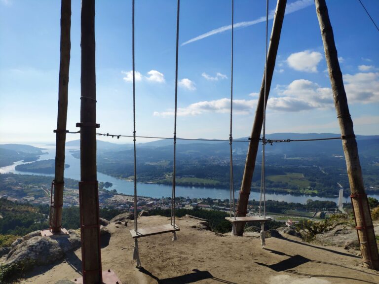 Columpio del monte en Vila Nova de Cerveira